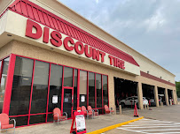 Discount Tire - Photo 2 - Car repair in Houston, TX, Sugar Land