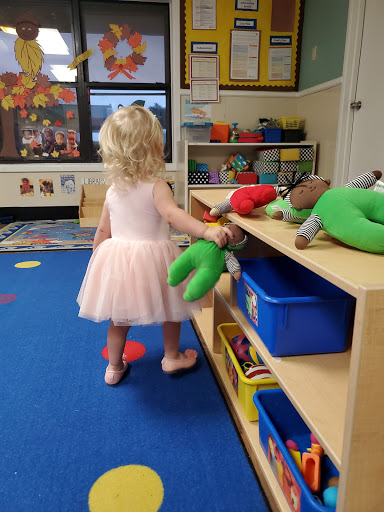 Day Care Center «Las Colinas KinderCare», reviews and photos, 1121 Greenway Cir, Irving, TX 75038, USA