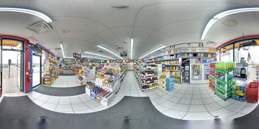 Liquor Store «Elgin Liquor & Wine», reviews and photos, 1350 E Chicago St #31, Elgin, IL 60120, USA