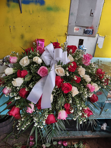Florist «Flowers Vs Flowers», reviews and photos, 414 Main St, Paterson, NJ 07501, USA