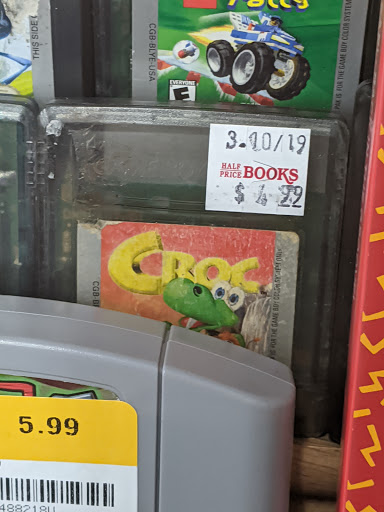 Book Store «Half Price Books», reviews and photos, 14 Countryside Plaza, Countryside, IL 60525, USA