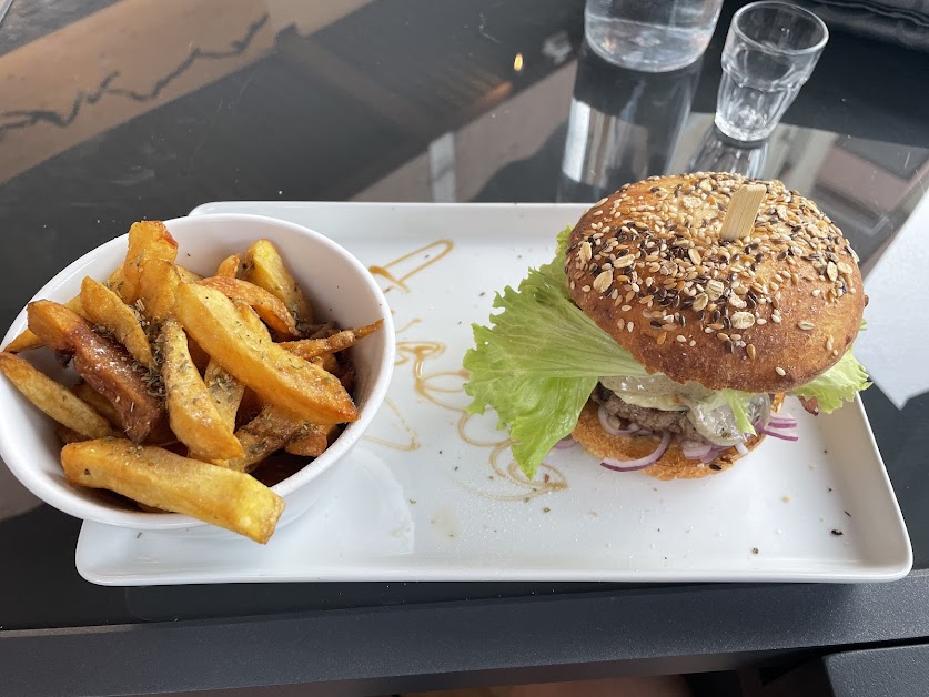 Burger savoyard Chez Toto Thonon-les-Bains à Thonon-les-Bains