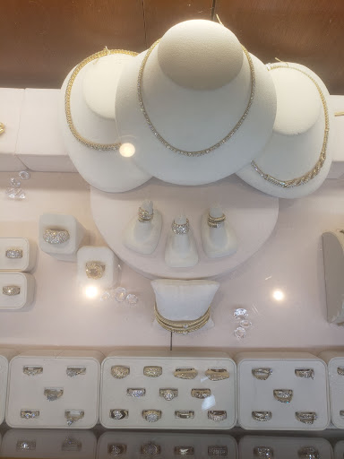 Diamond Buyer «Provident Jewelry», reviews and photos, 331 Clematis St, West Palm Beach, FL 33401, USA