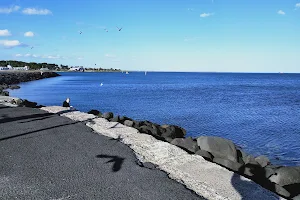 Williamstown Beach West end car park image