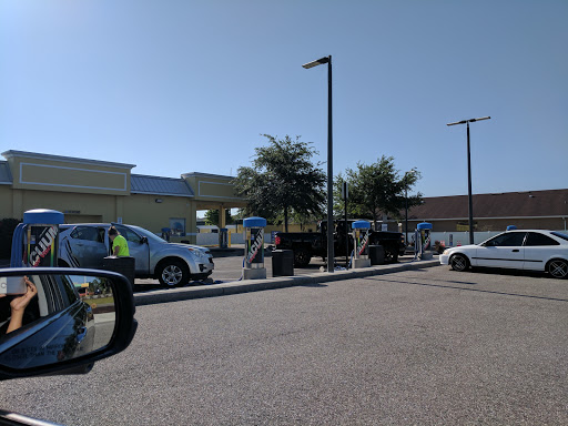 Clean Machine Car Wash en Lutz