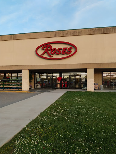 Discount Store «Roses», reviews and photos, 1410 Sparta St #4, McMinnville, TN 37110, USA
