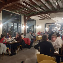 Atmosphère du Restaurant Le Lysieux à Fosses - n°6