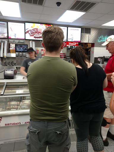 Ice Cream Shop «Carvel», reviews and photos, 2301 NY-112, Medford, NY 11763, USA