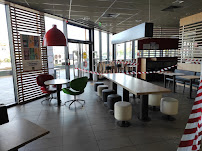 Atmosphère du Restauration rapide McDonald's à Pont-de-l'Isère - n°4