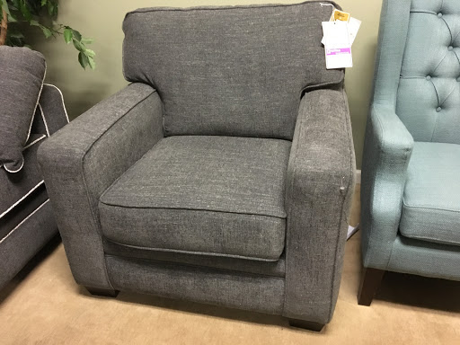 Furniture Store «Puritan Distribution Outlet», reviews and photos, 1210 Silas Deane Hwy, Wethersfield, CT 06109, USA