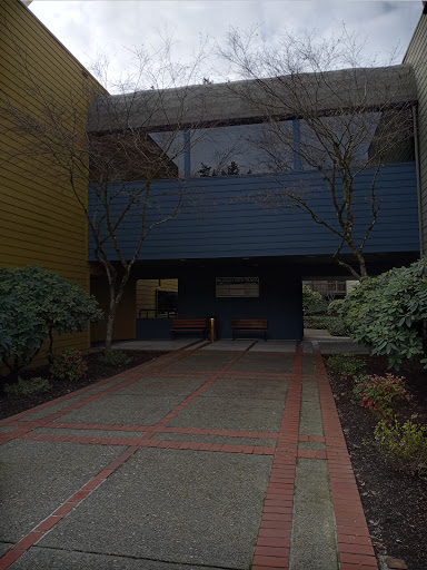 7412 SW Beaverton Hillsdale Hwy, Portland, OR 97225, USA