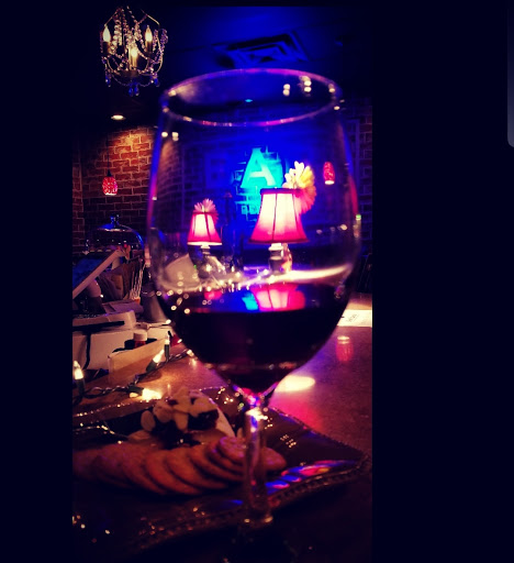 Wine Bar «The Attic Door», reviews and photos, 28 W Plant St, Winter Garden, FL 34787, USA