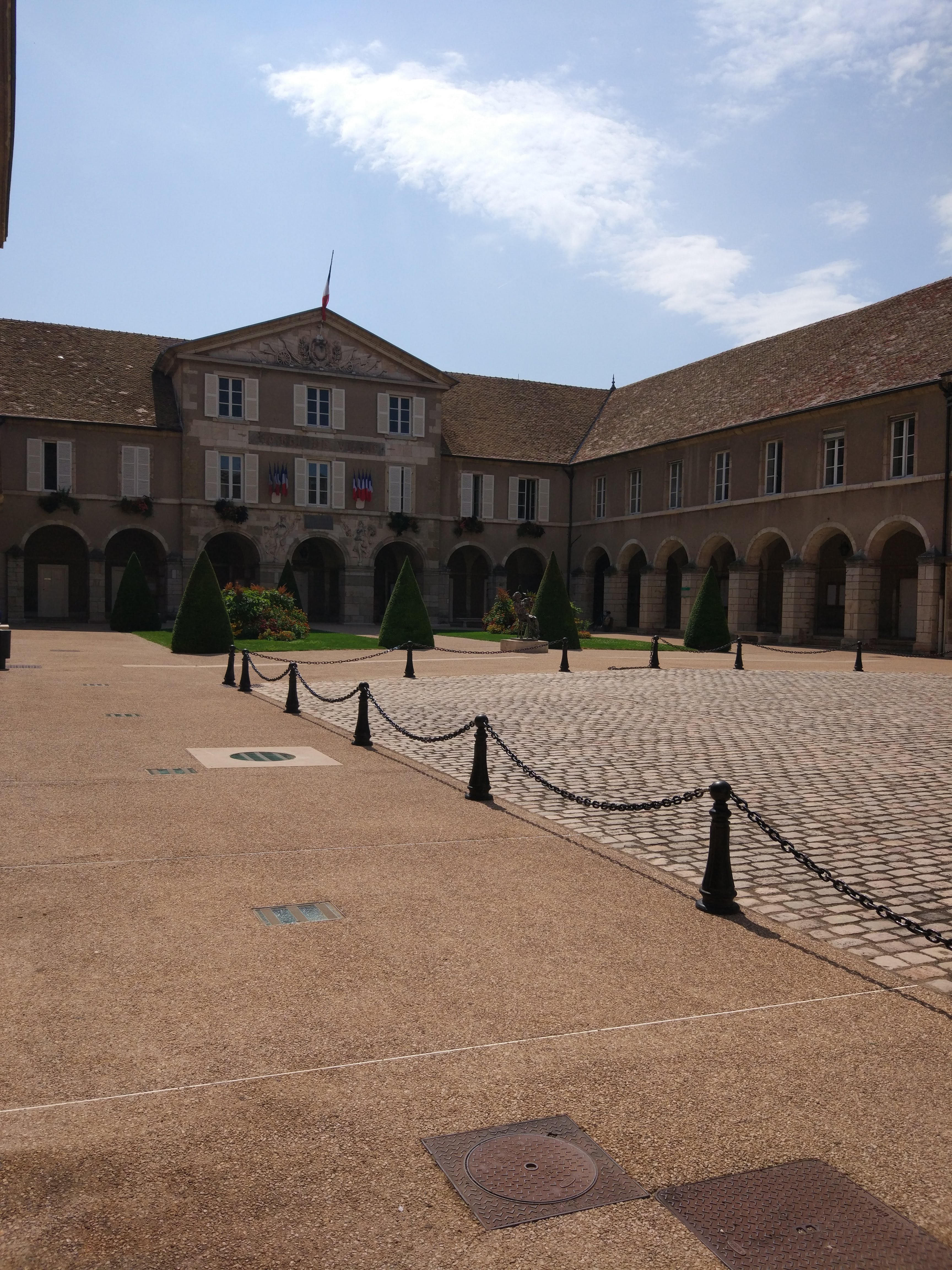 Photo n° 2 de l'avis de Con.t fait le 17/07/2018 à 20:56