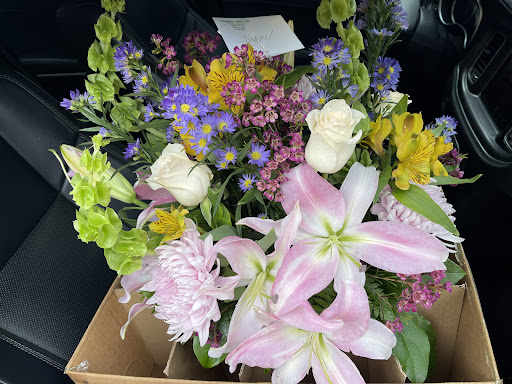 Florist «Shamrock Florist», reviews and photos, 8460 Senoia Rd, Fairburn, GA 30213, USA