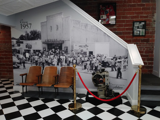 Movie Theater «Cinema Plus», reviews and photos, 174 Miracle Strip Pkwy SE, Fort Walton Beach, FL 32548, USA