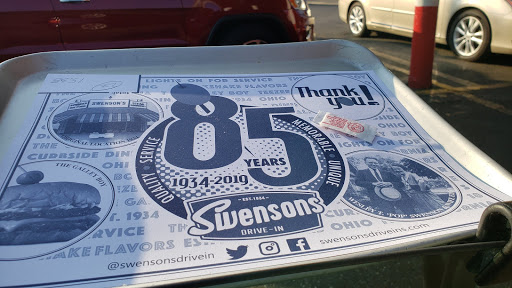 American Restaurant «Swensons (North Akron) Drive-In Restaurants», reviews and photos, 658 E Cuyahoga Falls Ave, Akron, OH 44310, USA
