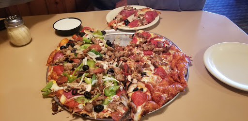 Pizza Restaurant «Round Table Pizza», reviews and photos, 1351 Healdsburg Ave, Healdsburg, CA 95448, USA