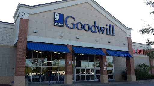 Thrift Store «Goodwill Store & Donation Center», reviews and photos, 123 S Weber Rd, Bolingbrook, IL 60490, USA