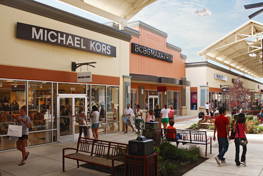 Shopping Mall «Cincinnati Premium Outlets», reviews and photos, 400 Premium Outlets Dr, Monroe, OH 45050, USA