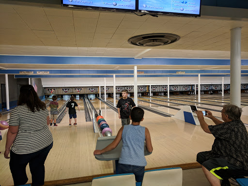 Bowling Alley «Southland Lanes», reviews and photos, 6800 W 130th St, Middleburg Heights, OH 44130, USA