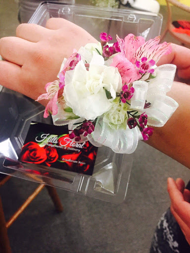 Florist «Hills Floral», reviews and photos, 1166 S Robert St, West St Paul, MN 55118, USA