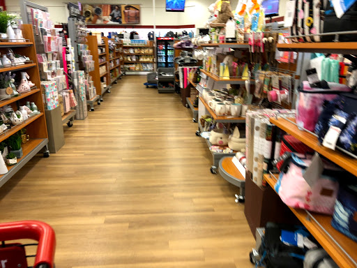 Department Store «T.J. Maxx», reviews and photos, 99 Gateway Dr, Mechanicsburg, PA 17055, USA