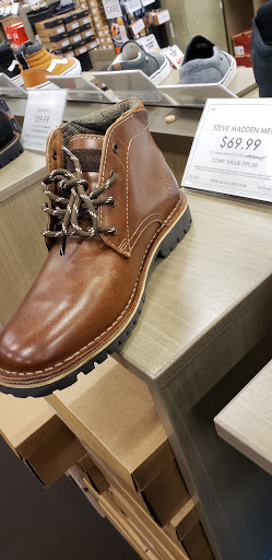 Shoe Store «DSW Designer Shoe Warehouse», reviews and photos, 4401 Lyons Rd, Coconut Creek, FL 33073, USA