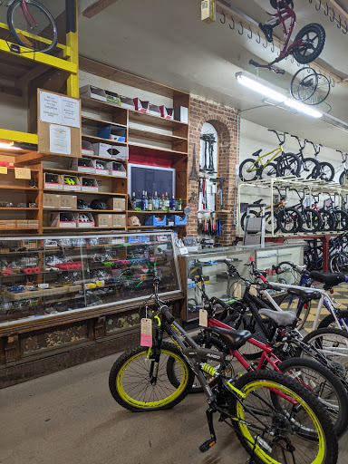 Bicycle Store «ADT Bike & Skate Shop (Arc De Triomphe Inc)», reviews and photos, 114-01 Jamaica Ave, Richmond Hill, NY 11418, USA
