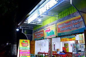 Nasi Pecel Pincuk Mbak TUTIK image