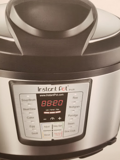 Discount Store «Walmart», reviews and photos, 3680 W Shaw Ave, Fresno, CA 93711, USA