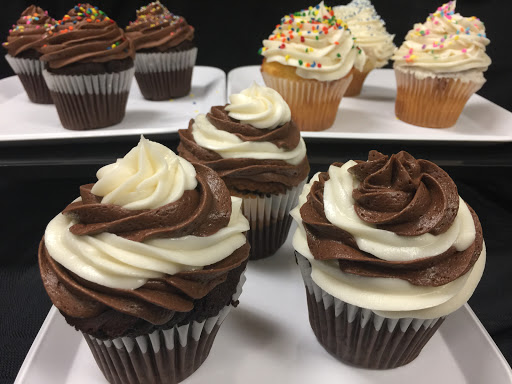 Bakery «My Gal Sal Bakery & Catering. Formerly Napoleon Bakery», reviews and photos, 15820 N 35th Ave #18, Phoenix, AZ 85053, USA