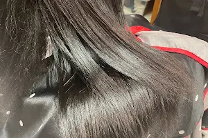 Lan's Hair Style & Nail Care image
