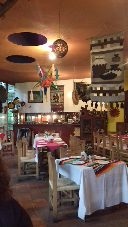 Restaurante El Leon Dorado Exconvento Desierto de los Leones, CDMX, Mexico