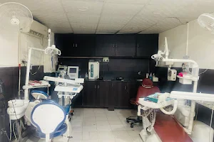Dr Pandey 's Pushpanjali Dental Clinic image