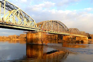 Most kolejowy im. Ernesta Malinowskiego w Toruniu image