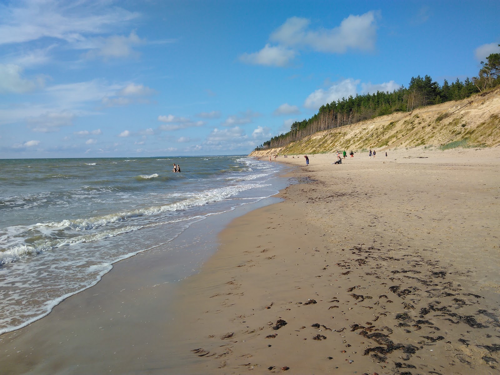 Photo of Jurkalnes Stavkrasts with turquoise water surface