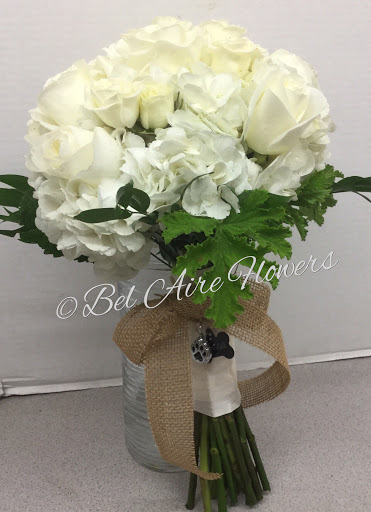 Florist «Bel Aire Flower Shop», reviews and photos, 11222 W Greenfield Ave, West Allis, WI 53214, USA