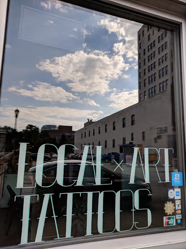 Tattoo Shop «DORK Tattoo Parlour», reviews and photos, 423 W Chestnut St, Louisville, KY 40202, USA