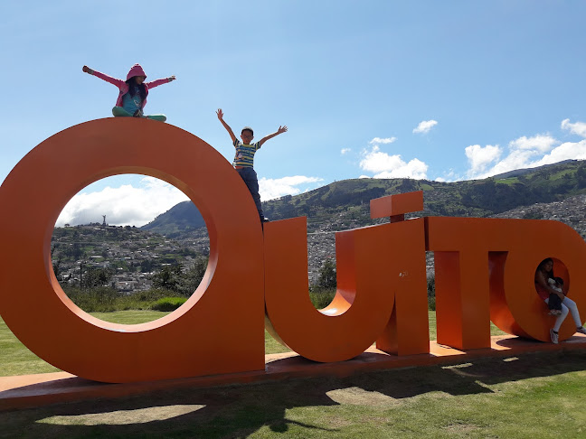QGH2+39C, Quito 170136, Ecuador