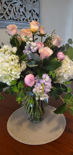 Florist «Open Air Designs - Florist | Wedding Planning | Gifts», reviews and photos, 607 N Myrtle Ave, Clearwater, FL 33755, USA