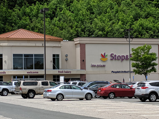 Grocery Store «Super Stop & Shop», reviews and photos, 200 New Hartford Rd, Winsted, CT 06098, USA