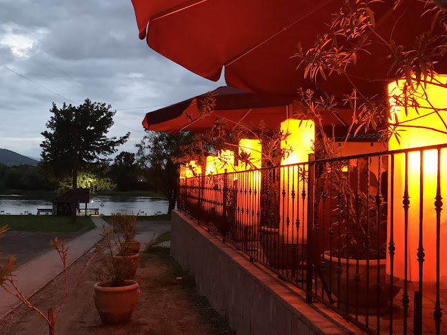 Opinii despre Plintenburg étterem în Dunabogdány - Étterem