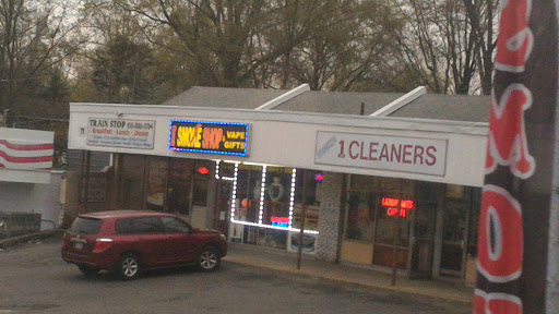 I Smoke Shop, 604 South Ave, Clifton Heights, PA 19018, USA, 
