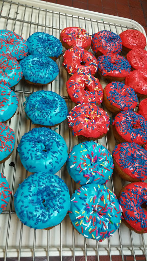 Donut Shop «Yum Yum Donuts», reviews and photos, 2628 Pico Blvd, Santa Monica, CA 90405, USA