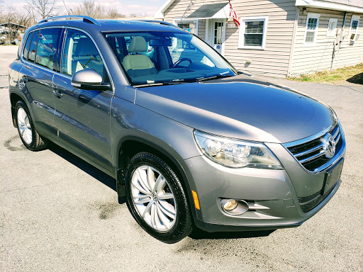 Used Car Dealer «Royal Pike Motors», reviews and photos, 411 N Commerce Ave, Front Royal, VA 22630, USA