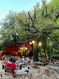 Photo n°67 de Glacier Béatrix & Restaurant Côté Crêpes à Vals-les-Bains ()