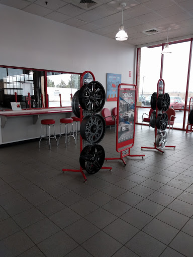 Tire Shop «Discount Tire Store - Columbia Heights, MN», reviews and photos, 5280 Central Ave NE, Columbia Heights, MN 55421, USA