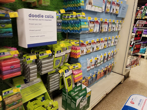 Pet Supply Store «PetSmart», reviews and photos, 3077 Daniels Rd, Winter Garden, FL 34787, USA