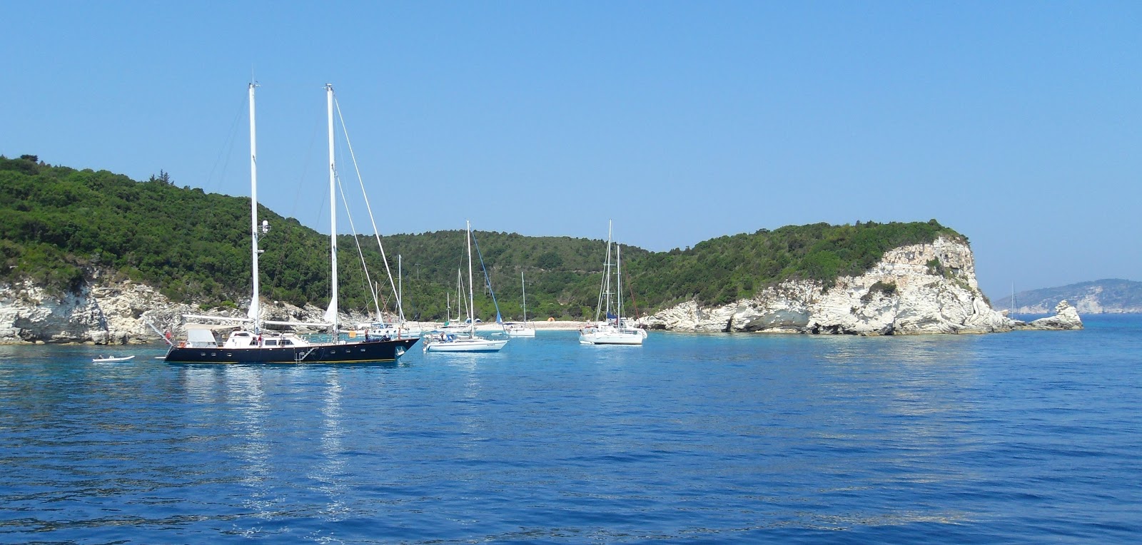 Photo of Antipaxon Marina with tiny bay