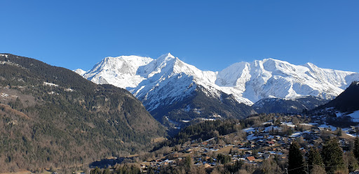 ECF - French Auto-École à Saint-Gervais-les-Bains, Haute-Savoie